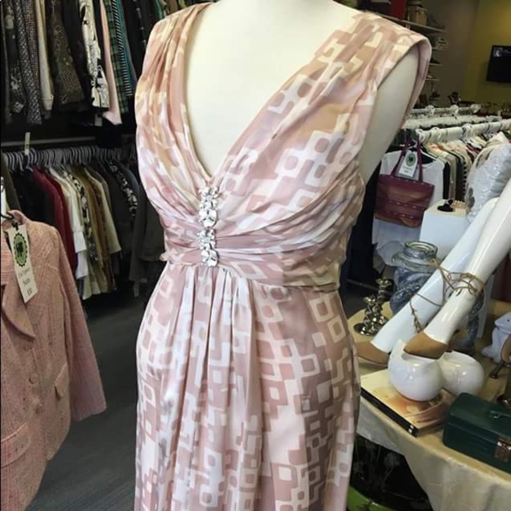 🔻Hoaglund Champagne Gown